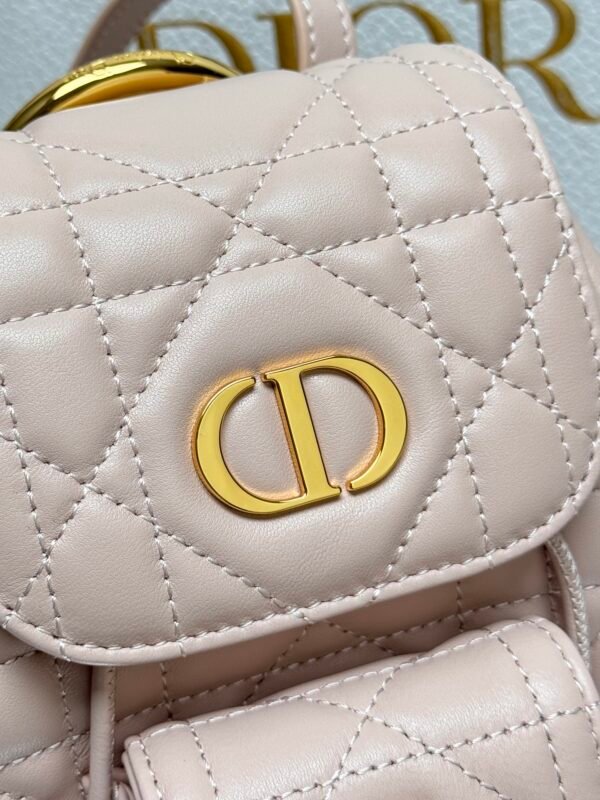 DIOR - Image 3