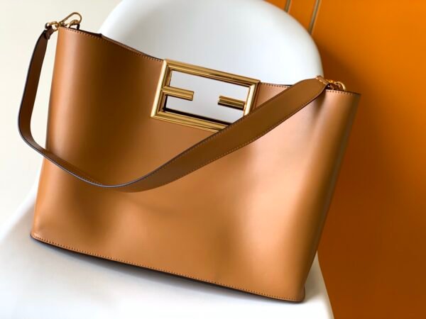 FENDI BAG - Image 4