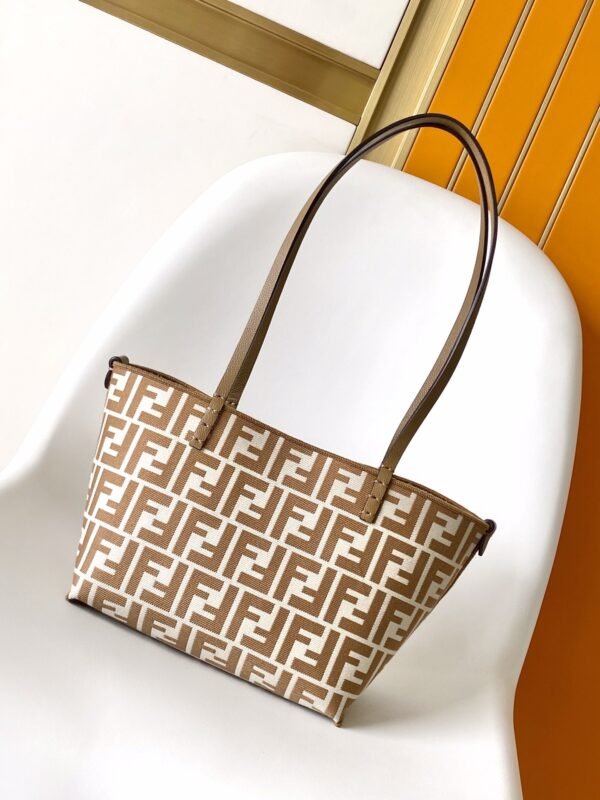 FENDI BAG - Image 4