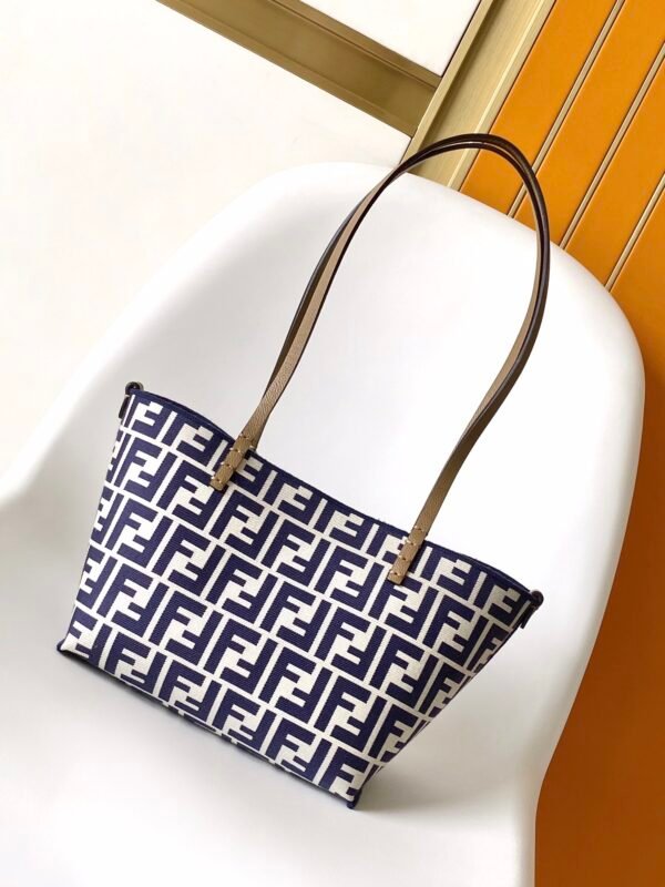 FENDI BAG - Image 4