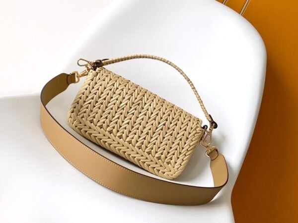 FENDI BAG - Image 4