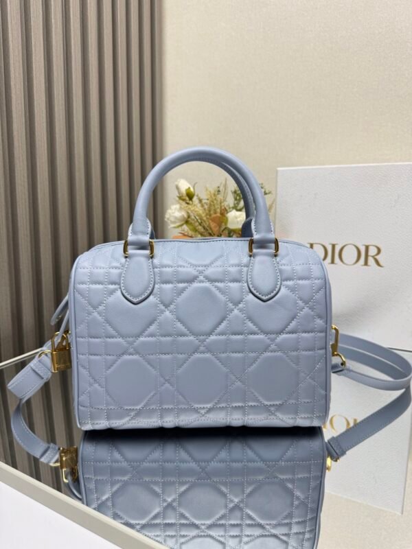 DIOR - Image 3