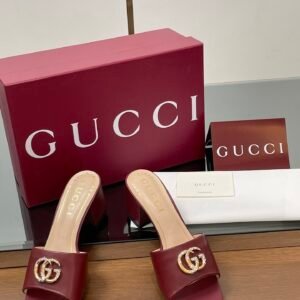CUCCI WOMEN