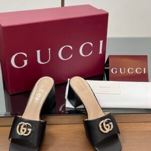CUCCI WOMEN