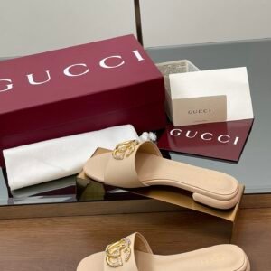 CUCCI  WOMEN