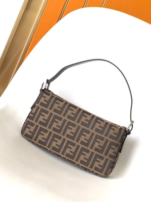 FENDI BAG - Image 4