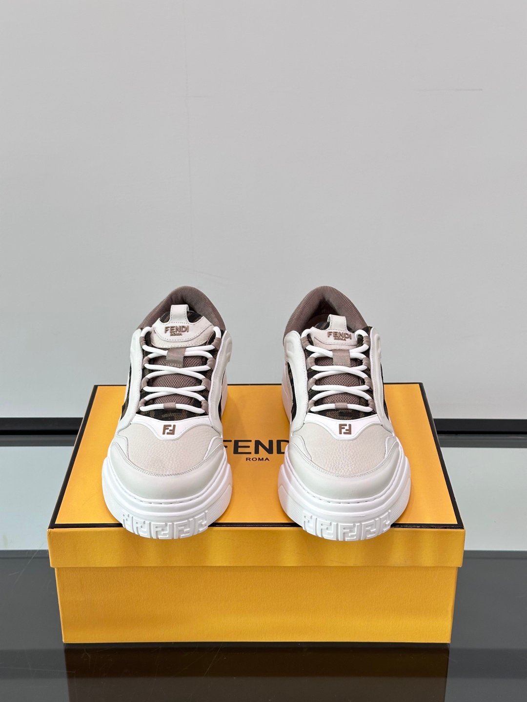 FENDI Man - Image 3