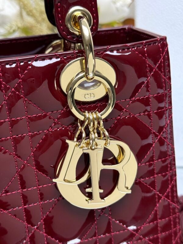 DIOR - Image 3