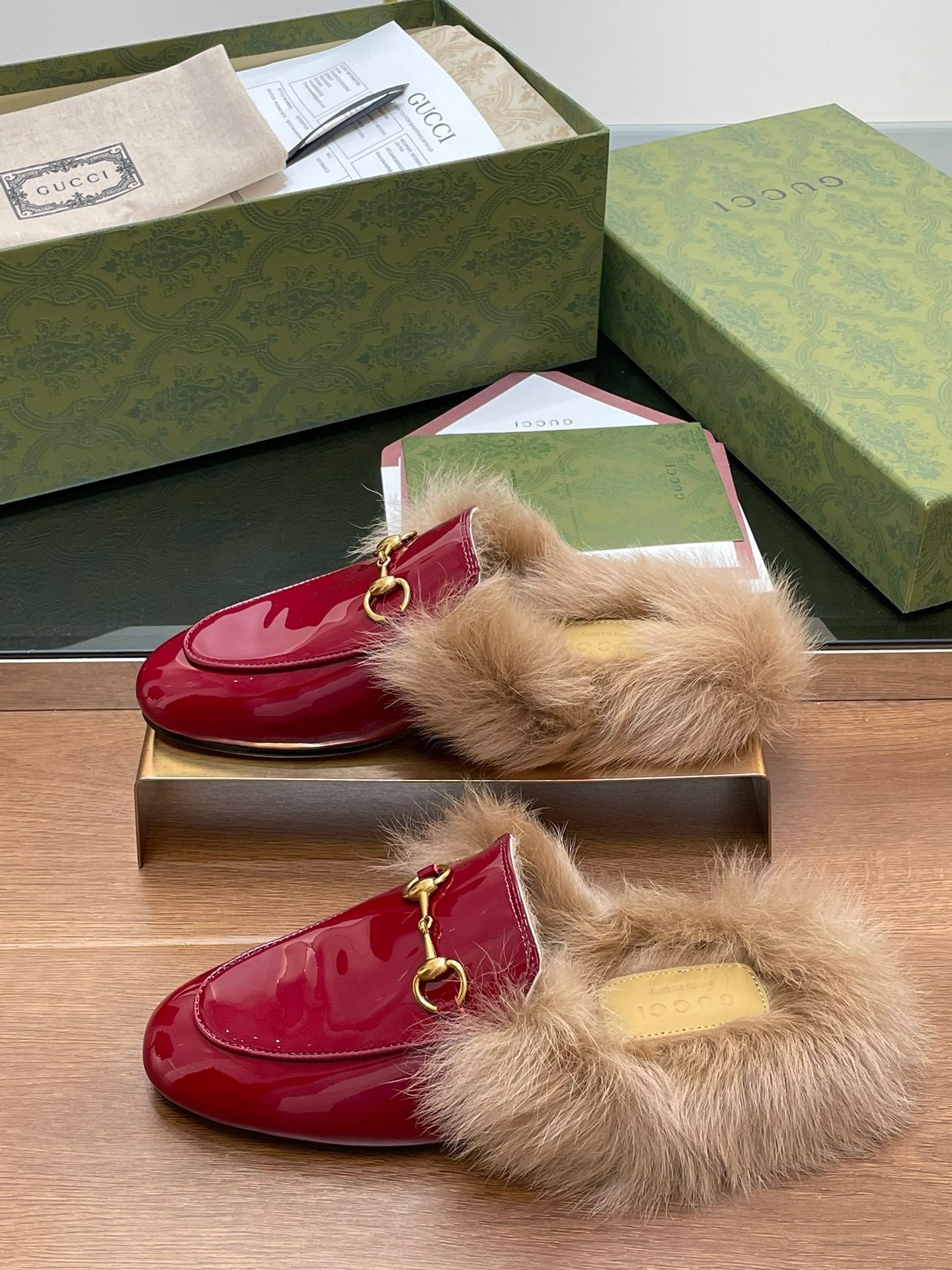 CUCCI WOMEN