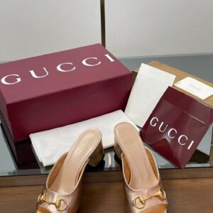 CUCCI  WOMEN