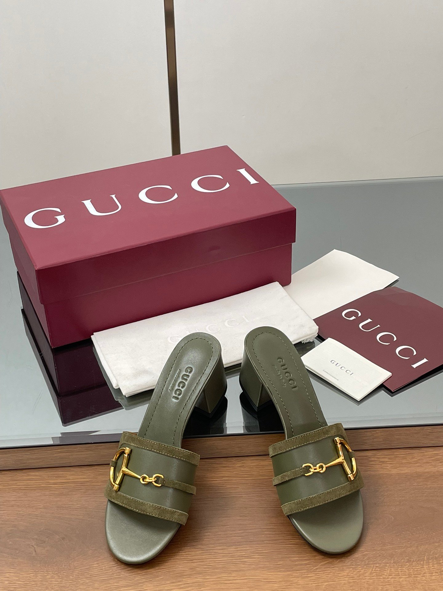 CUCCI WOMEN