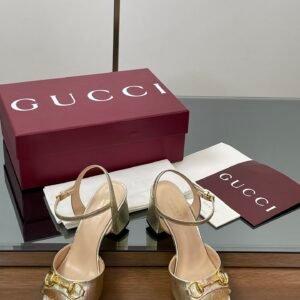 CUCCI  WOMEN