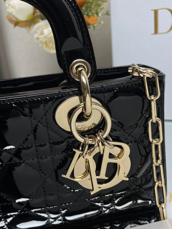 DIOR - Image 3