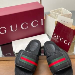 CUCCI  WOMEN