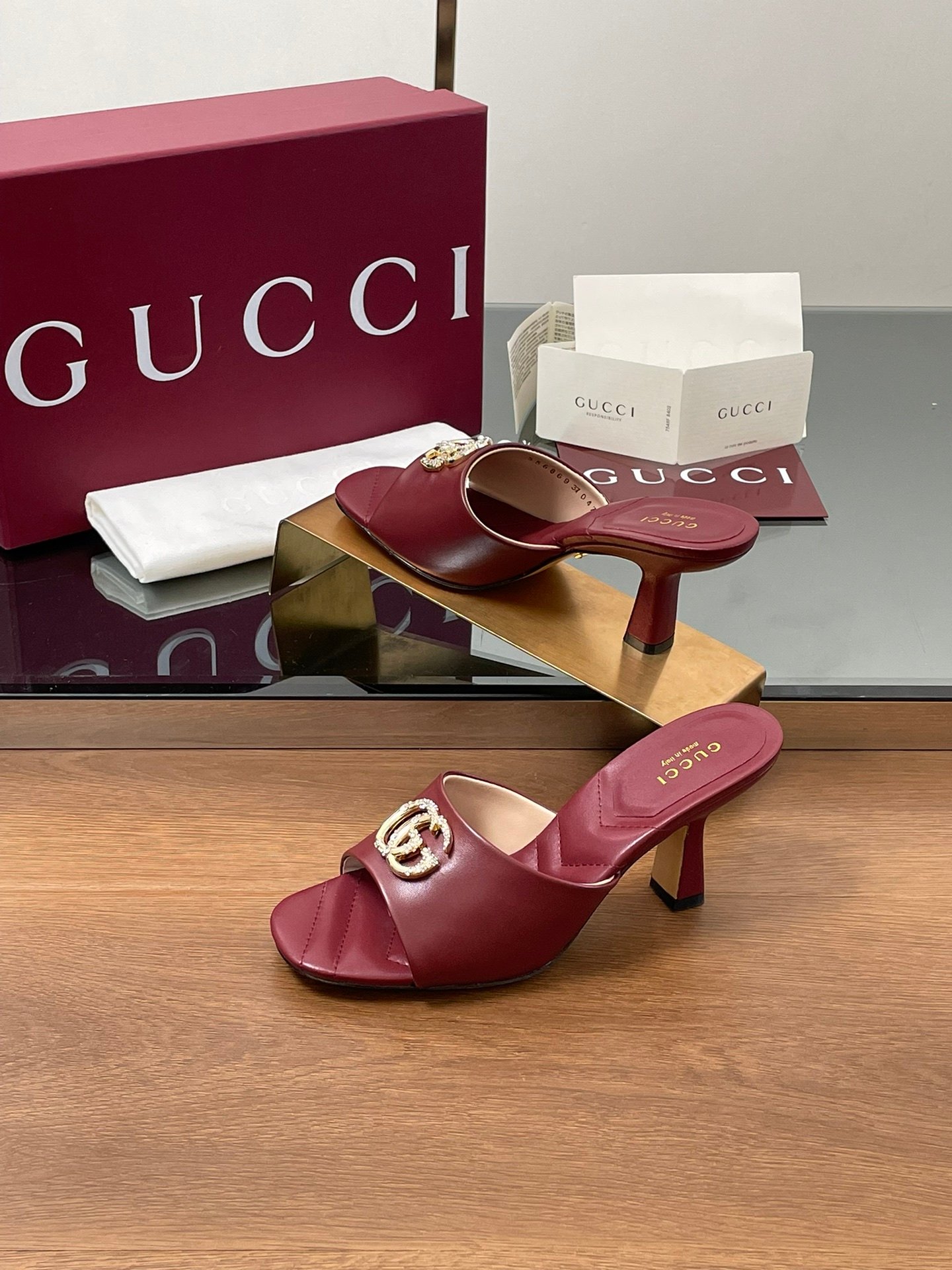 CUCCI WOMEN - Image 3