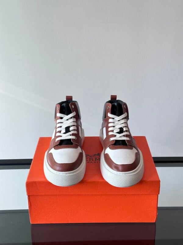 HERMES Man - Image 3