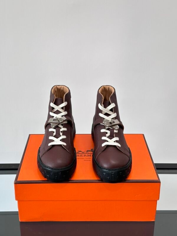HERMES Man - Image 3