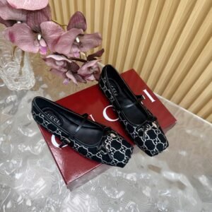 CUCCI  WOMEN