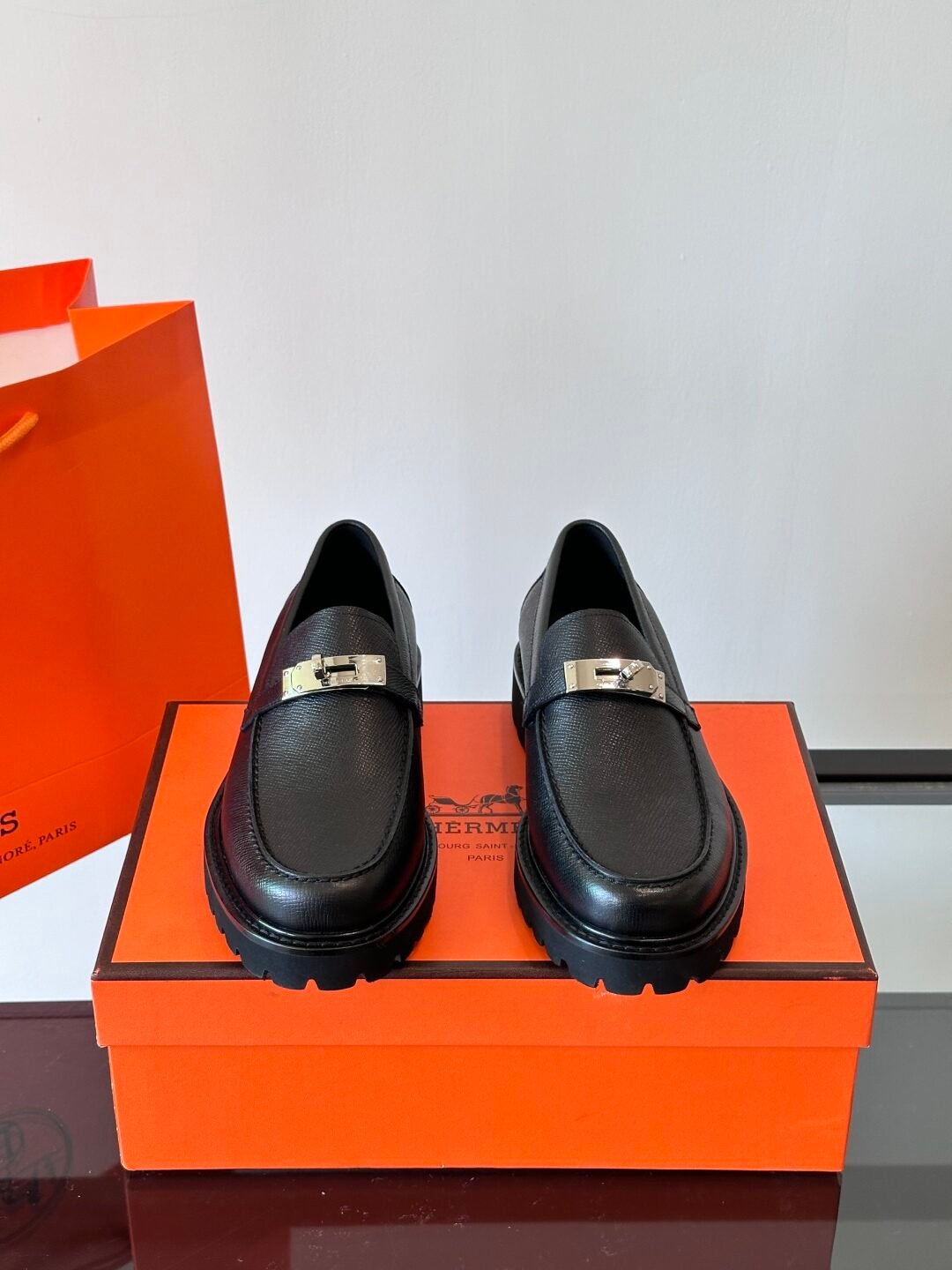 HERMES Man - Image 3