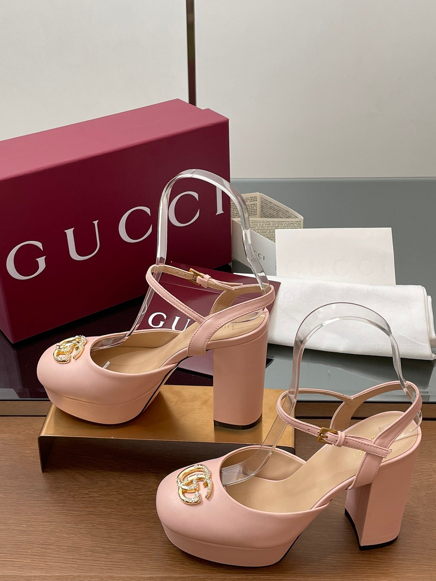 CUCCI WOMEN - Image 3