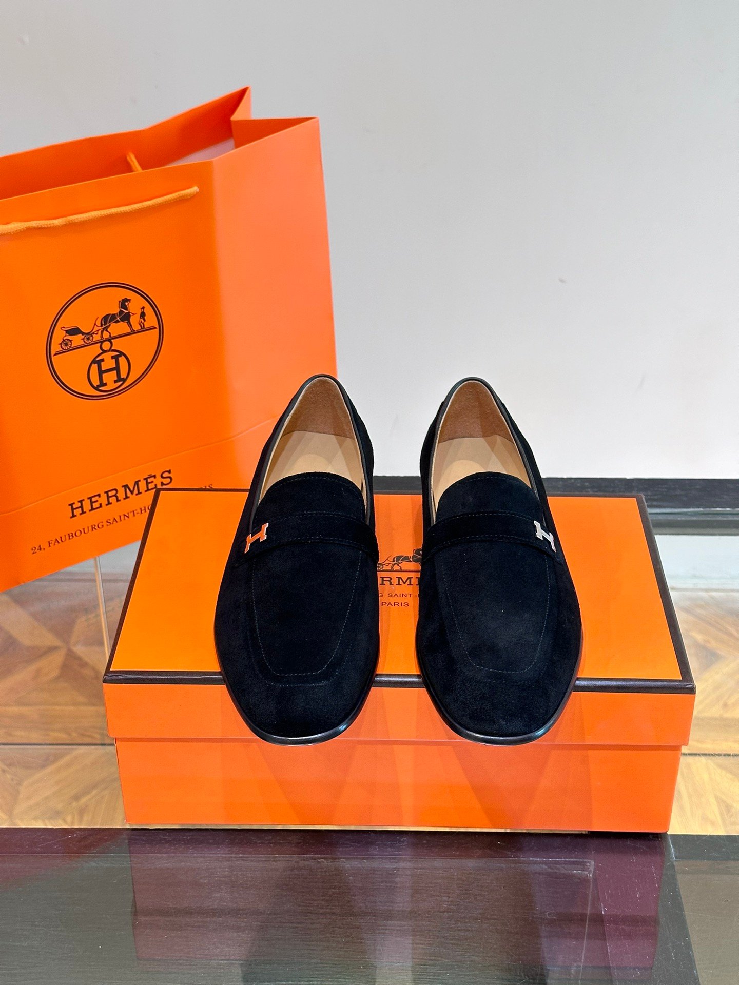 HERMES Man - Image 3