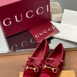 CUCCI  WOMEN