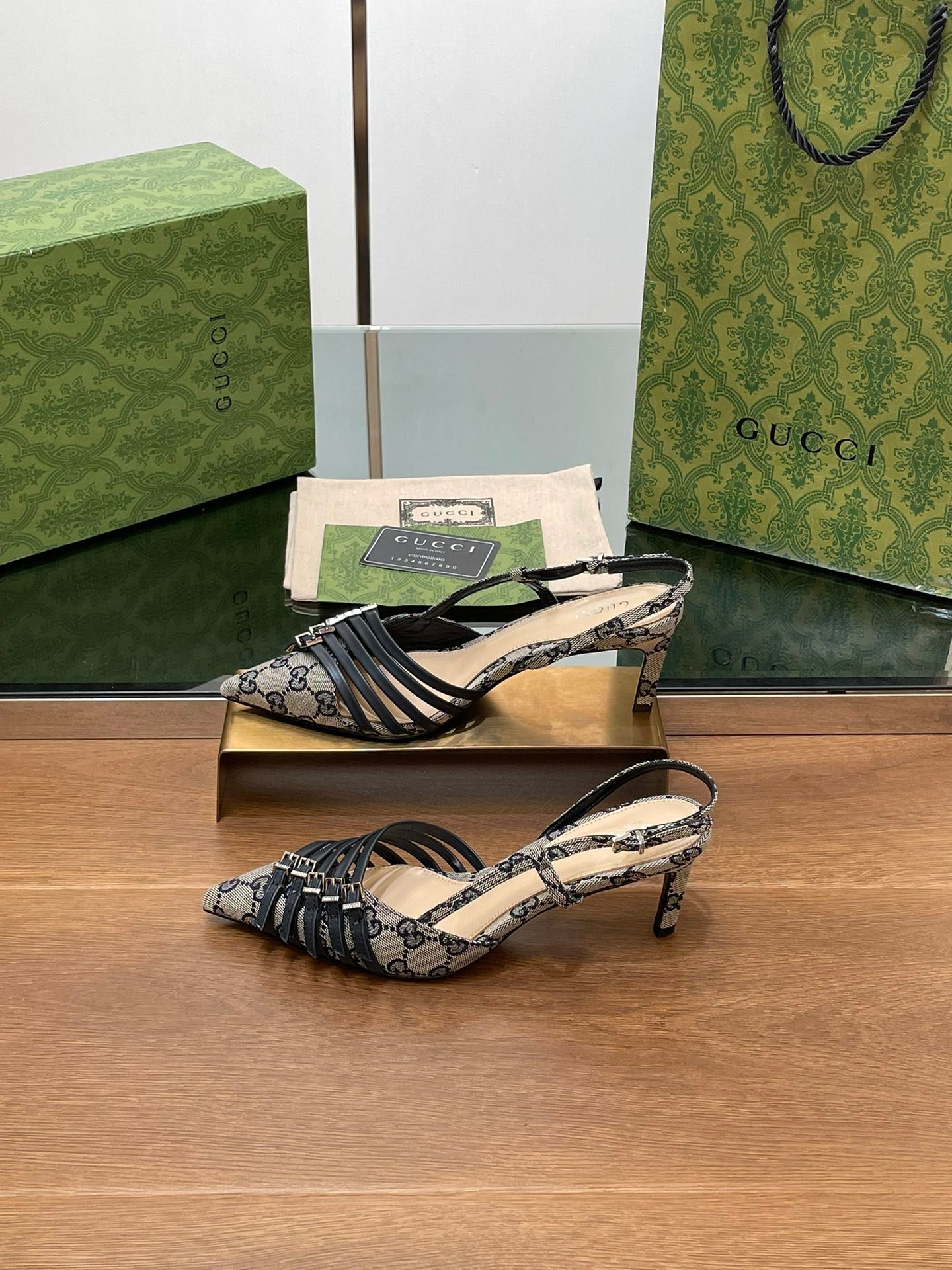 CUCCI WOMEN - Image 3