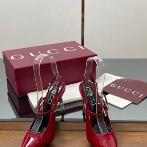 CUCCI  WOMEN