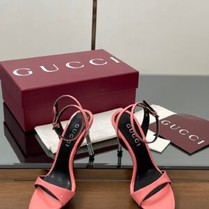 CUCCI  WOMEN