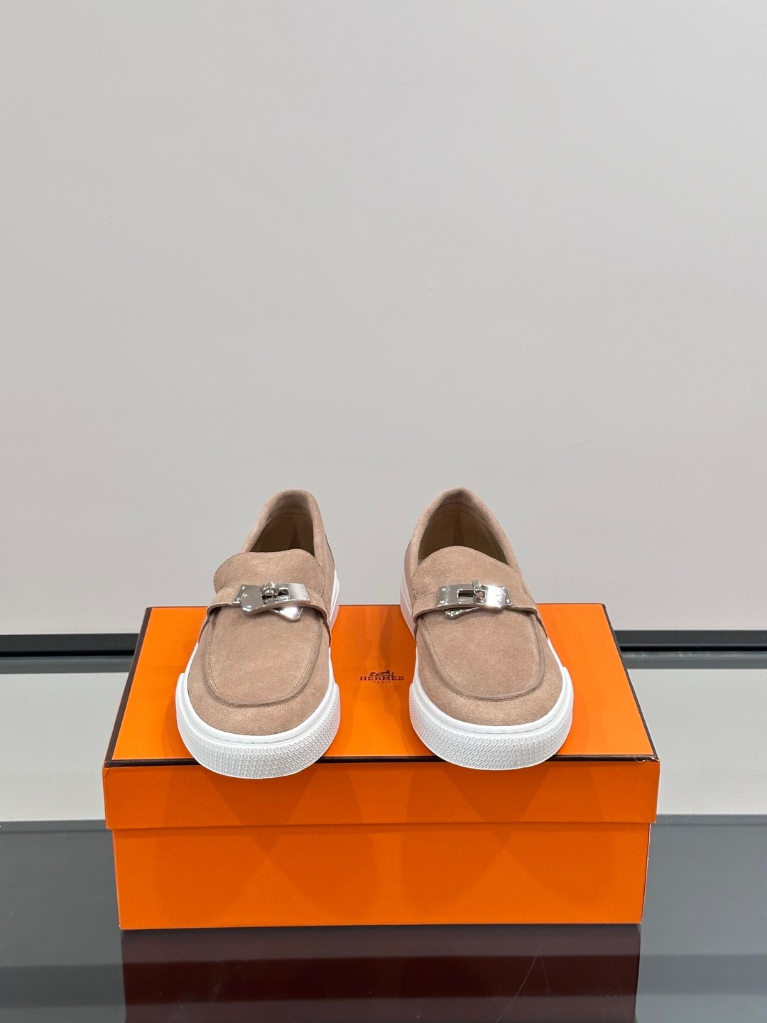 HERMES Man - Image 3