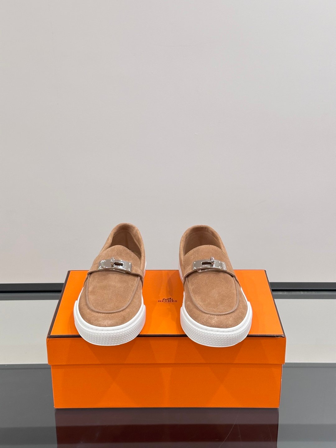 HERMES Man - Image 3