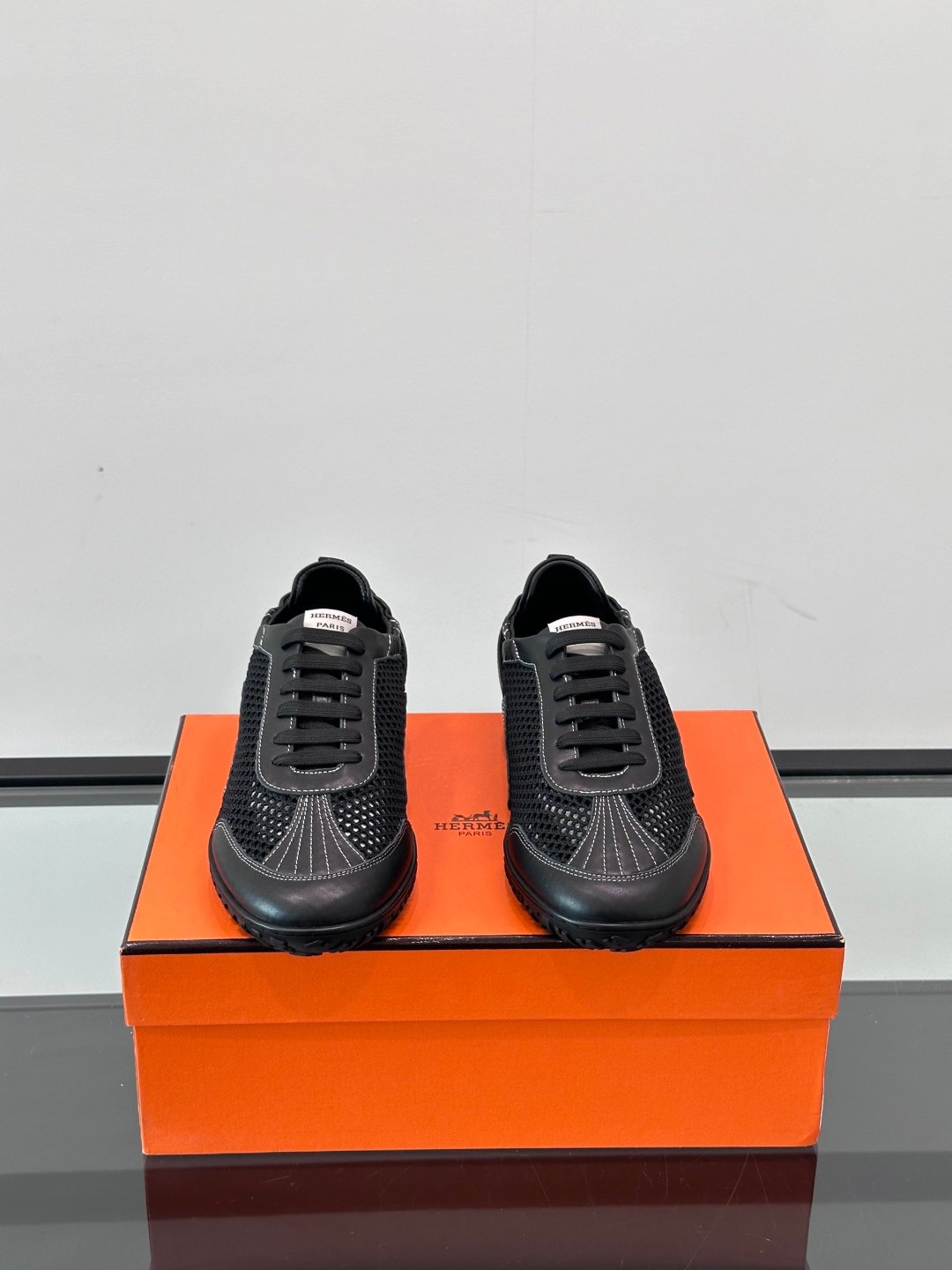 HERMES Man - Image 3