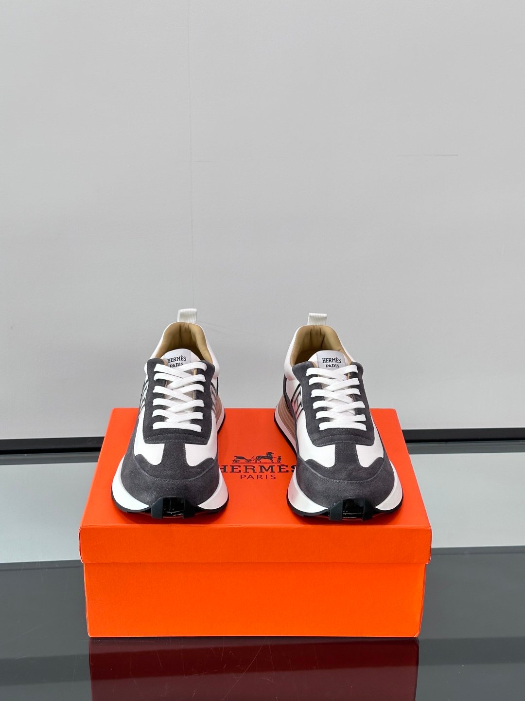 HERMES Man - Image 3