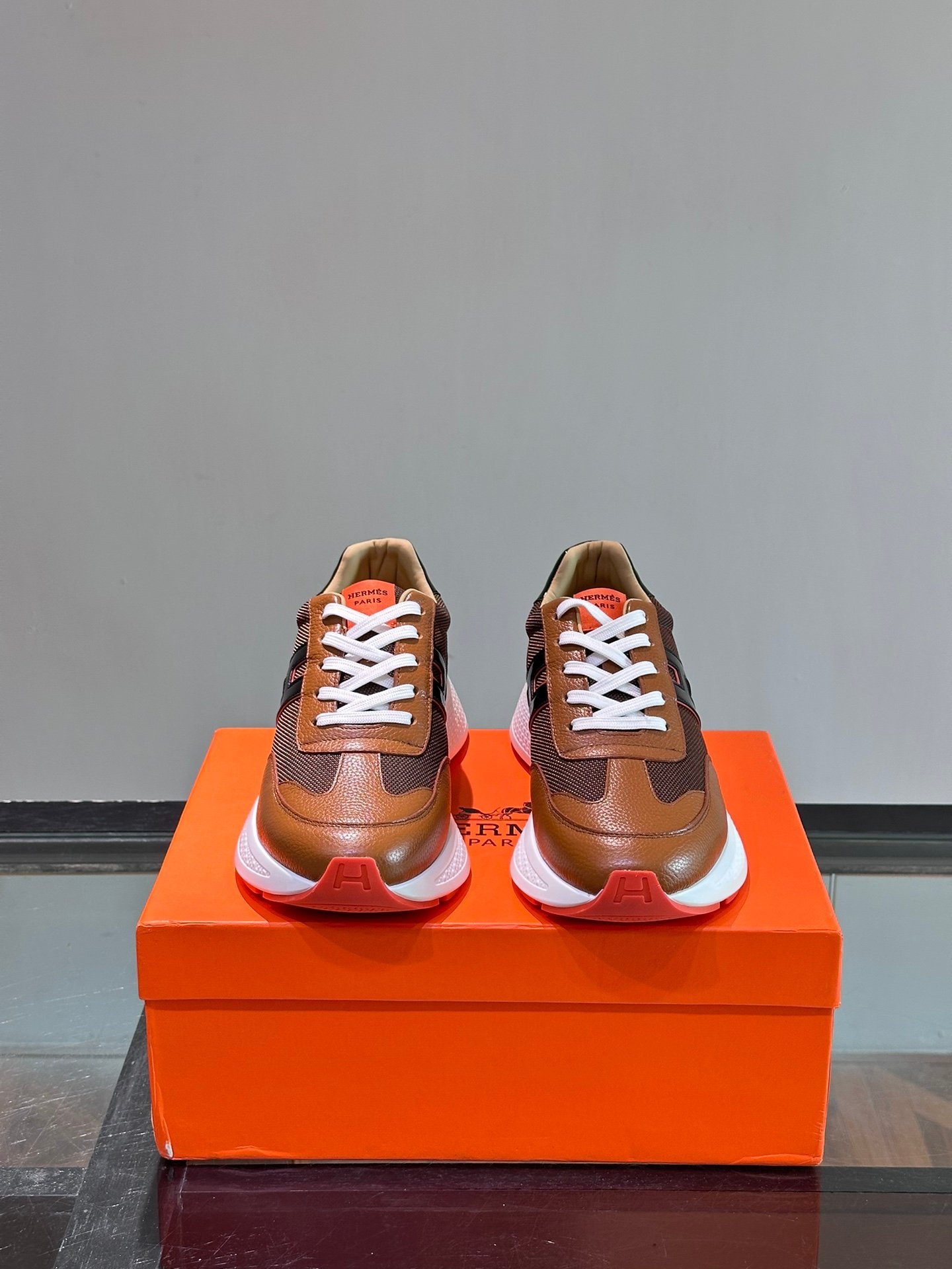 HERMES Man - Image 3