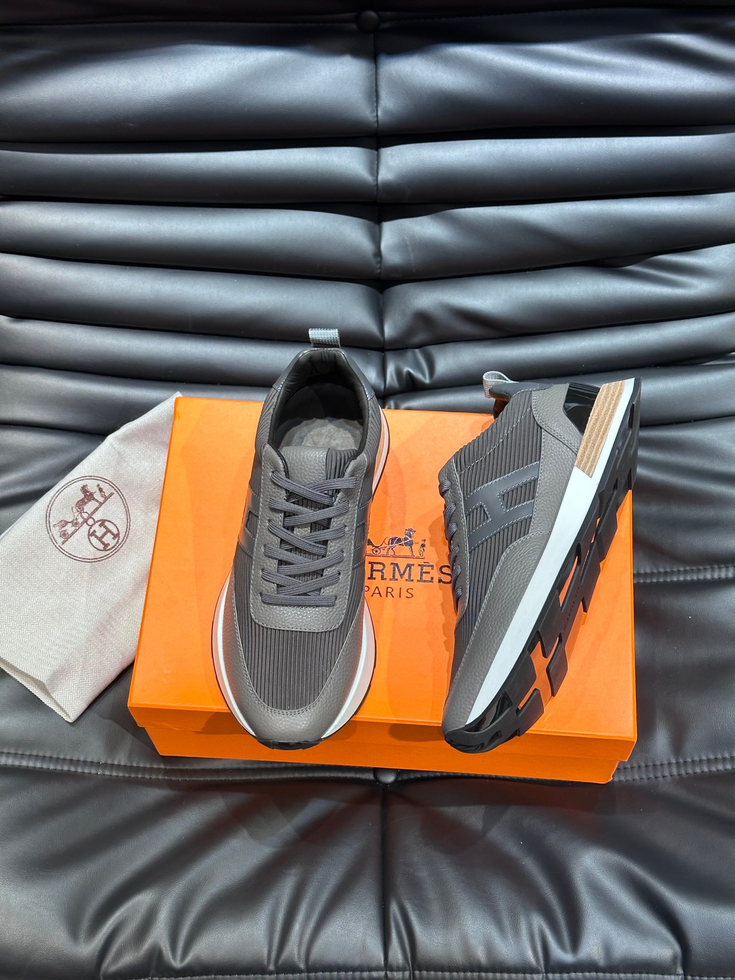 HERMES Man - Image 3