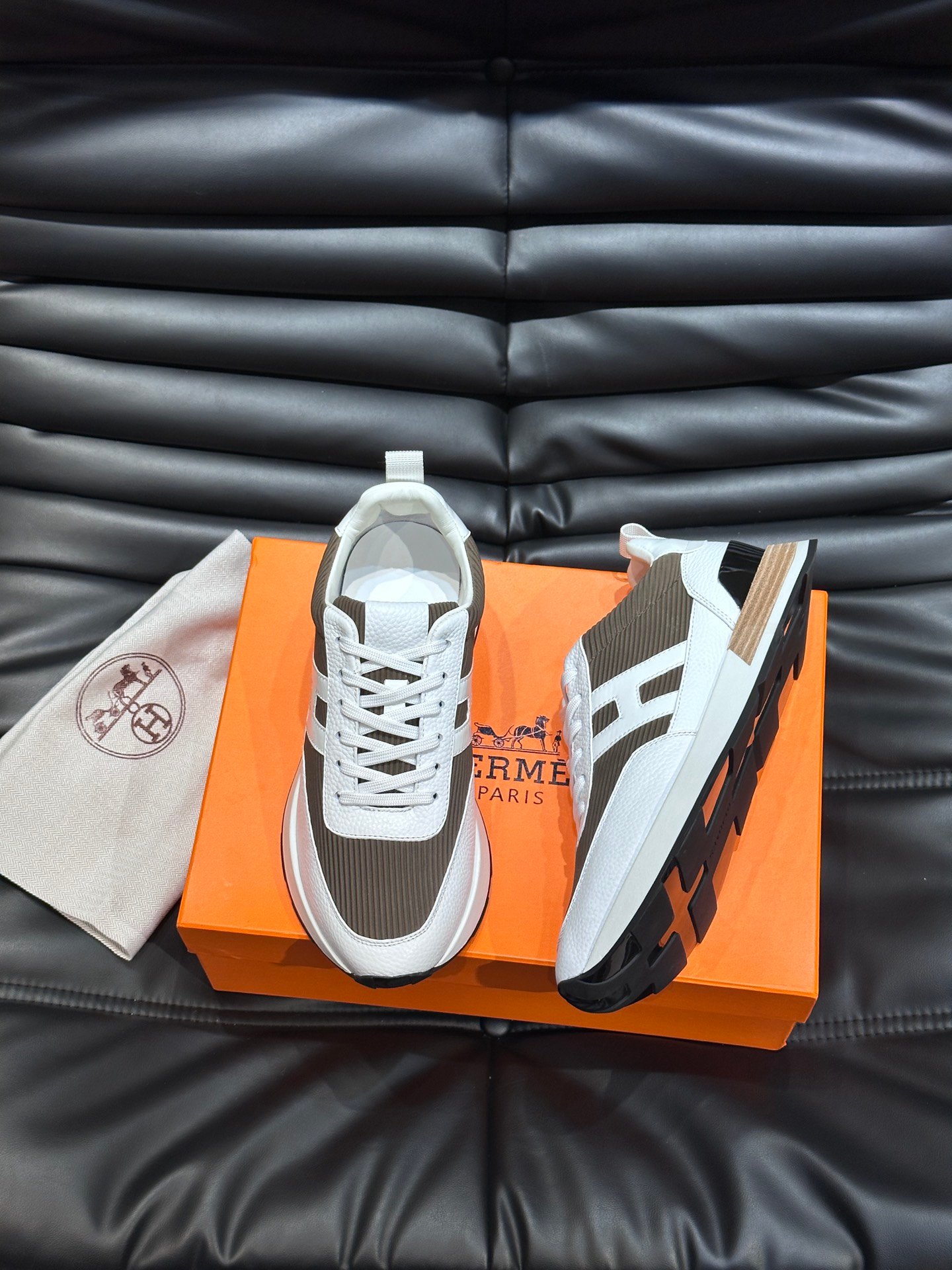 HERMES Man - Image 3