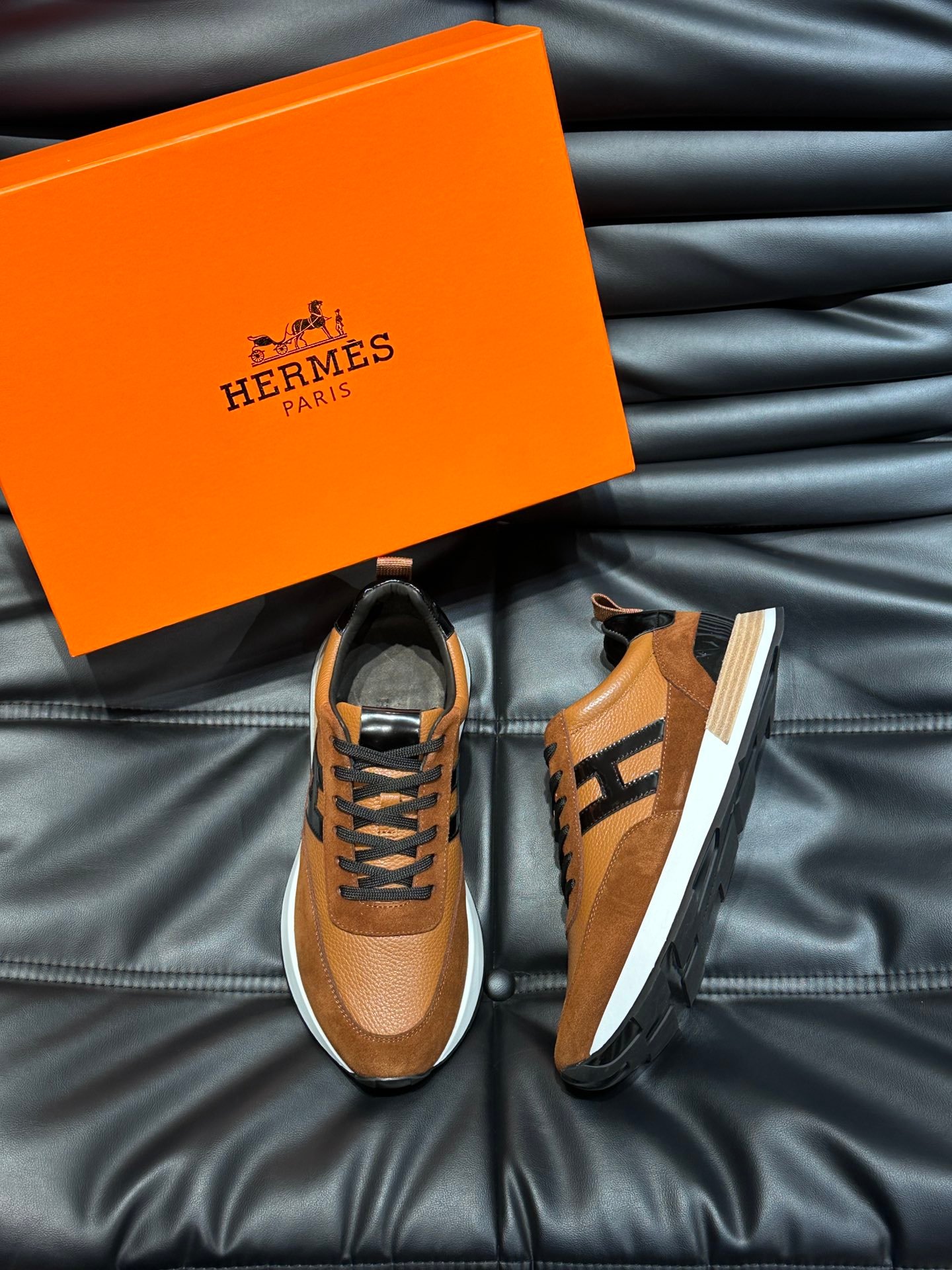 HERMES Man - Image 3