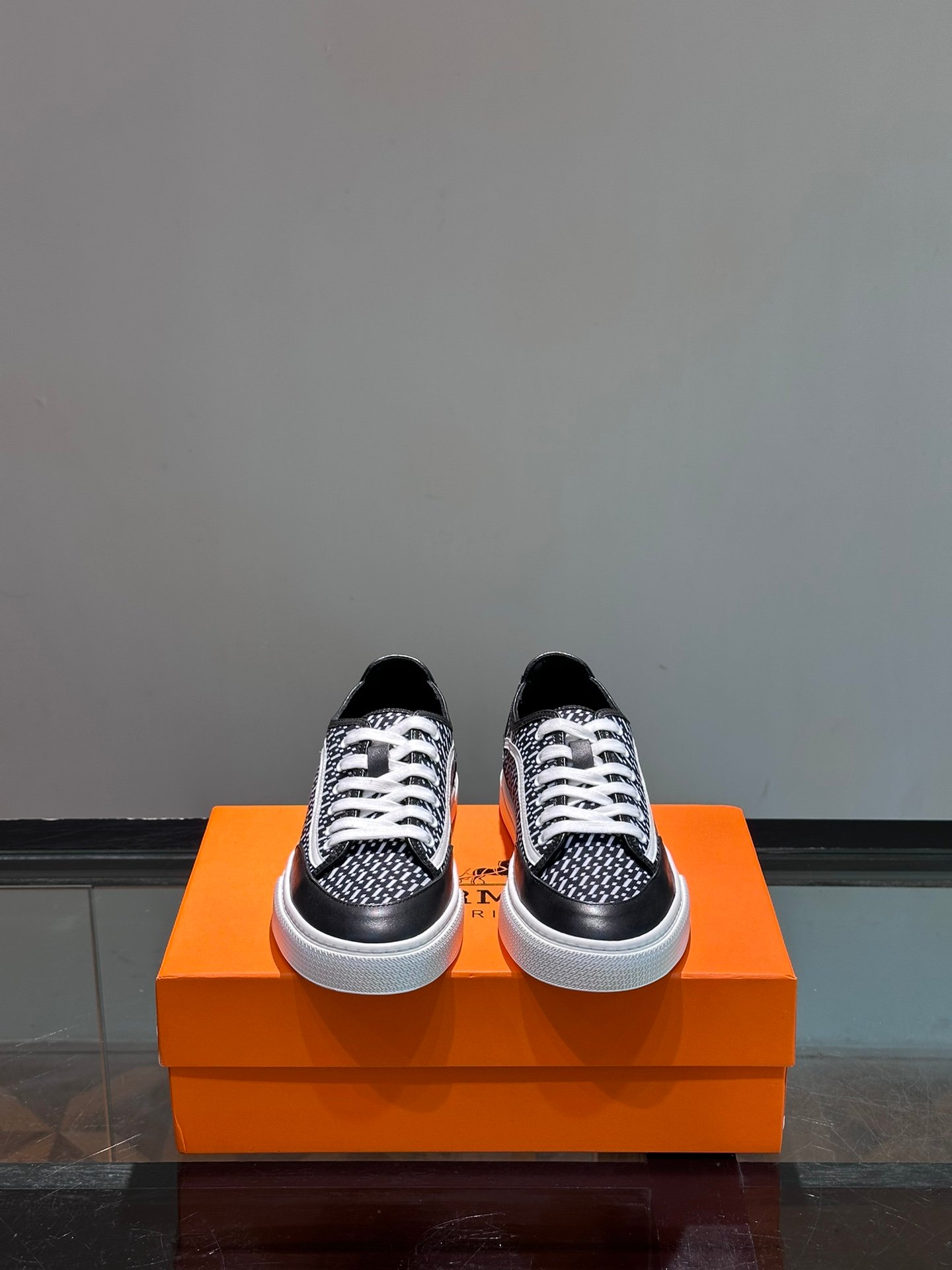 HERMES Man - Image 3