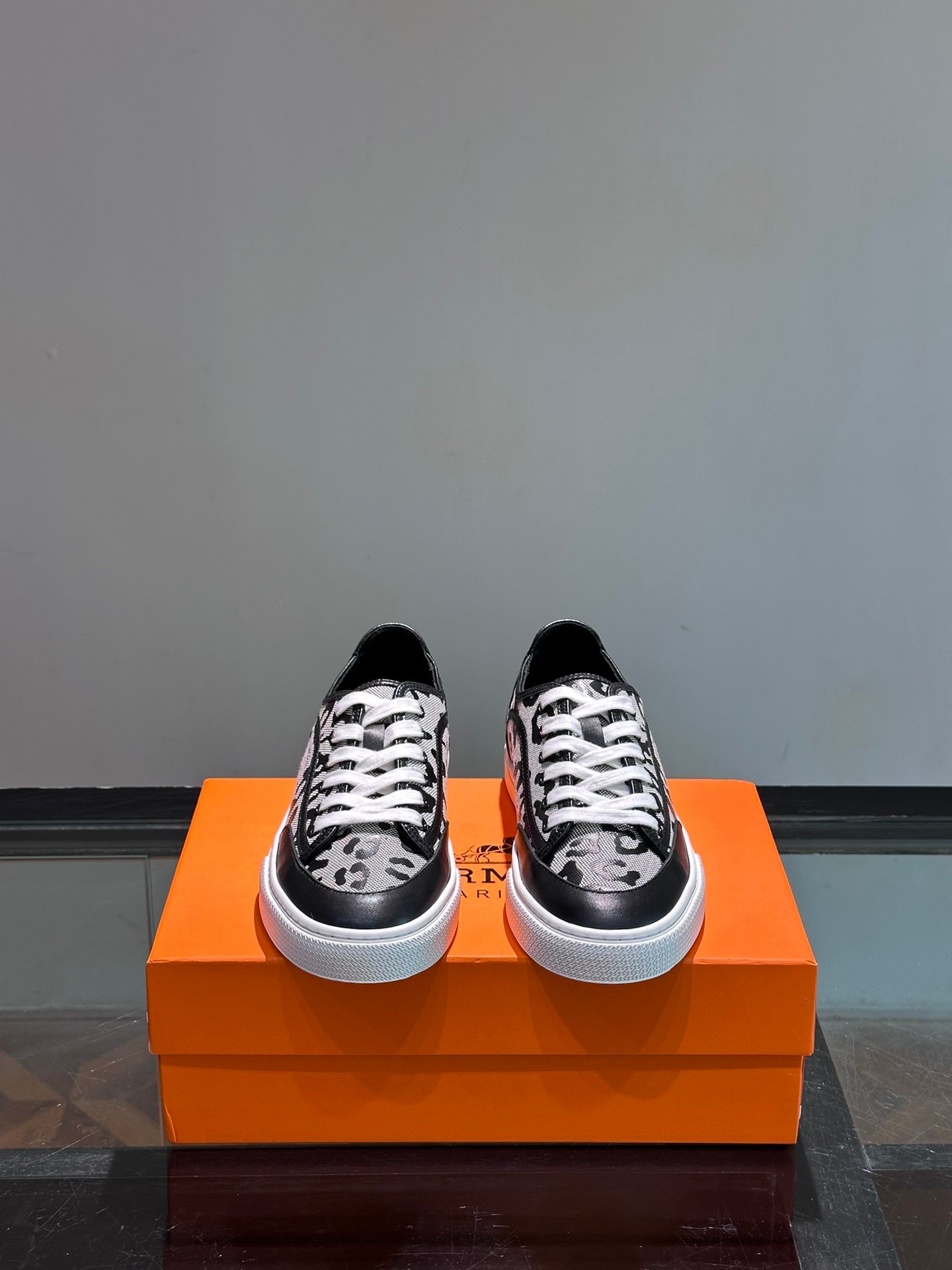 HERMES Man - Image 3