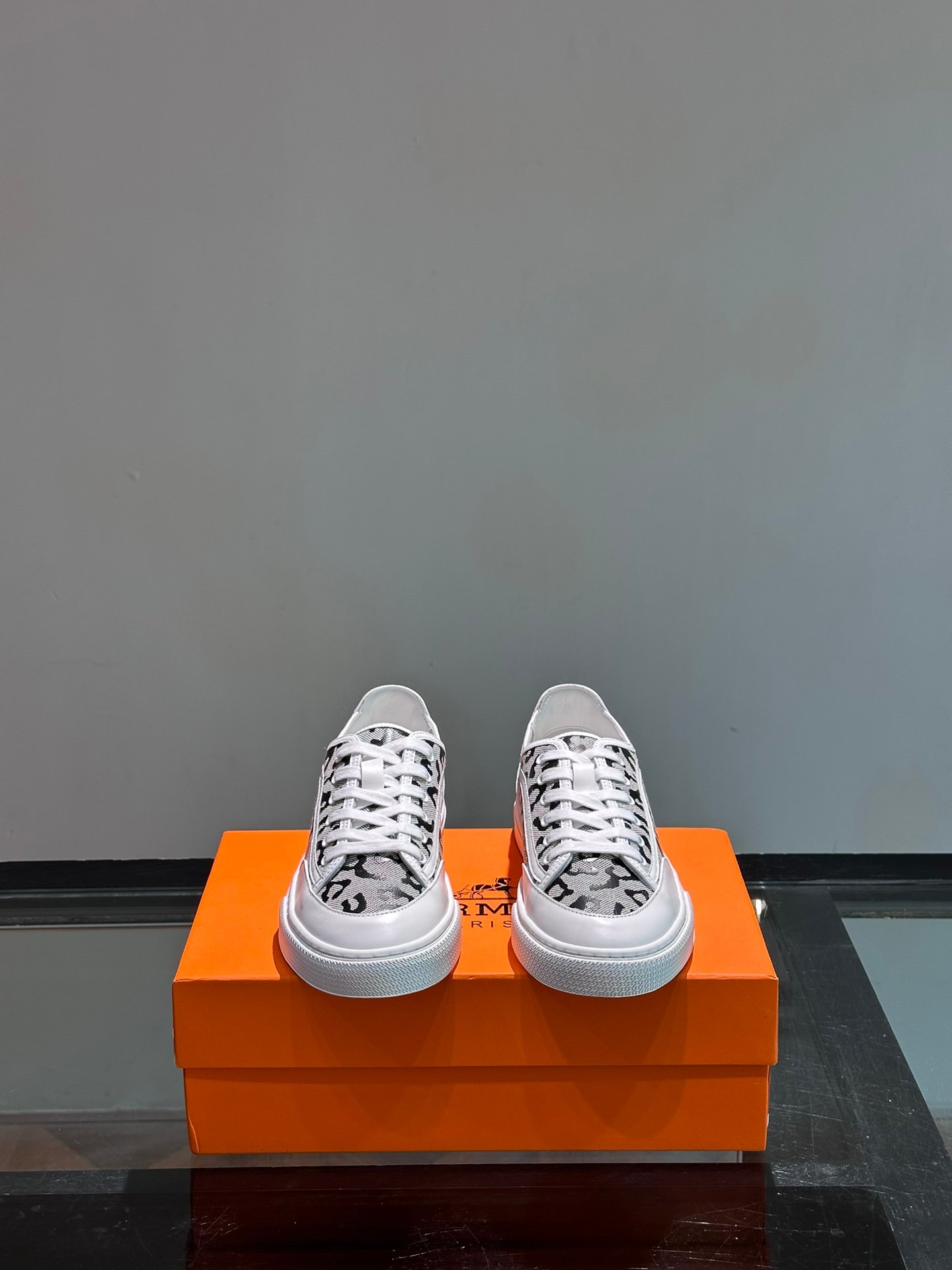 HERMES Man - Image 3