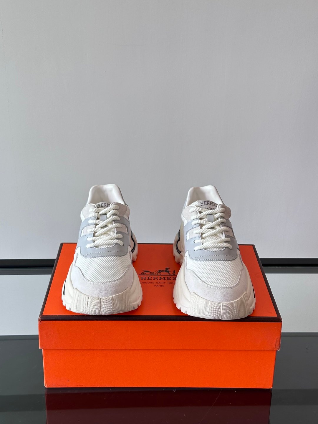 HERMES Man - Image 3