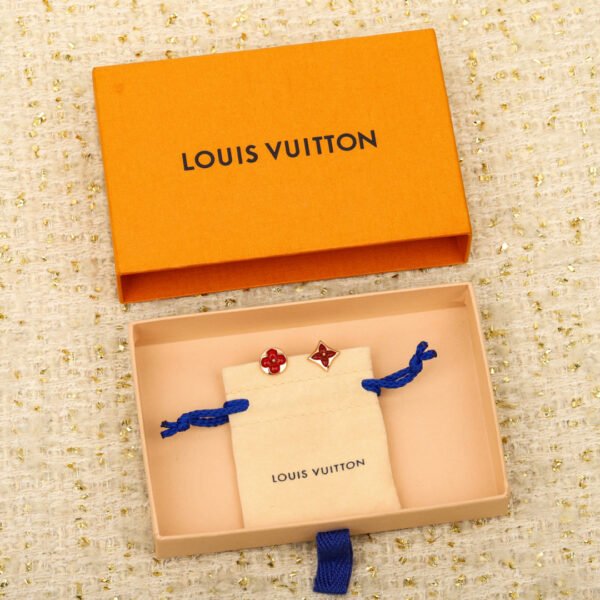 LV - Image 3