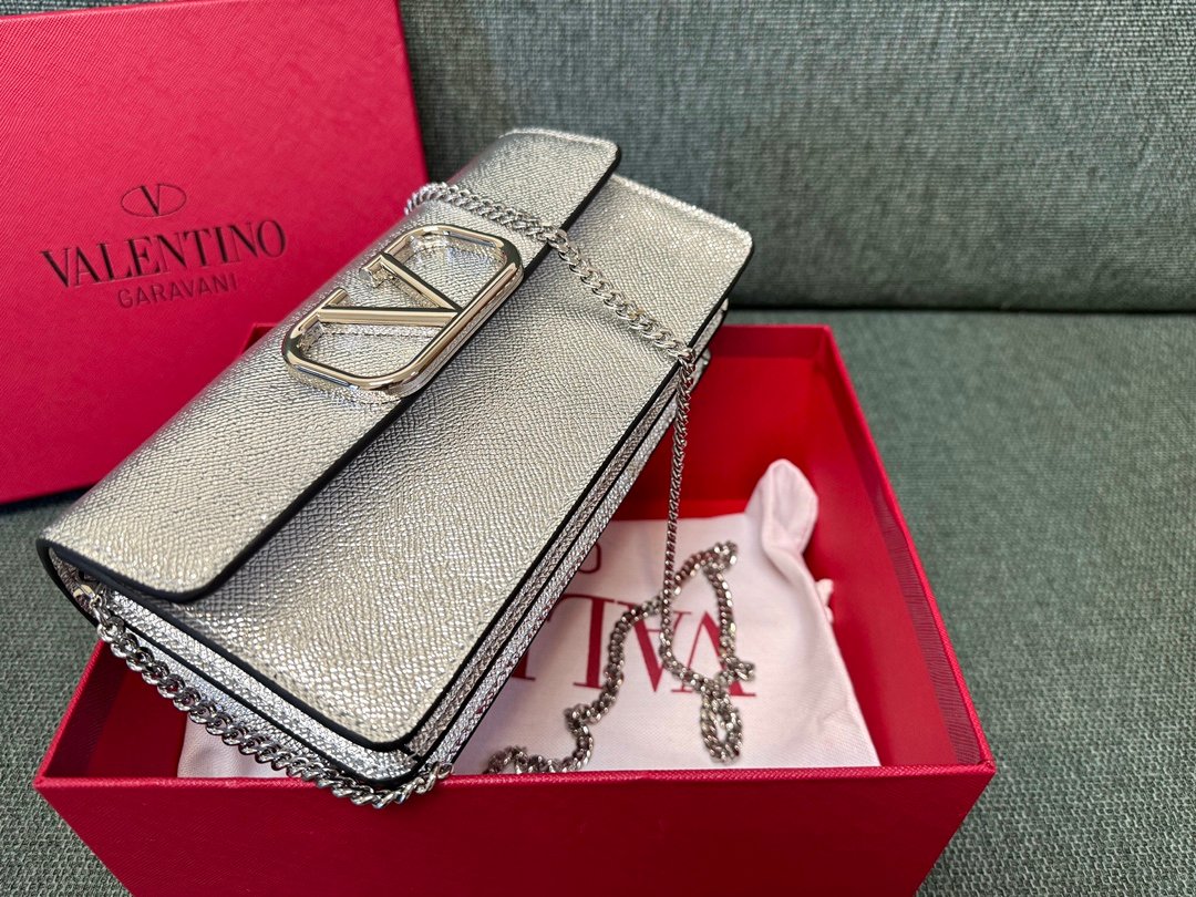 Valentino Bag - Image 4