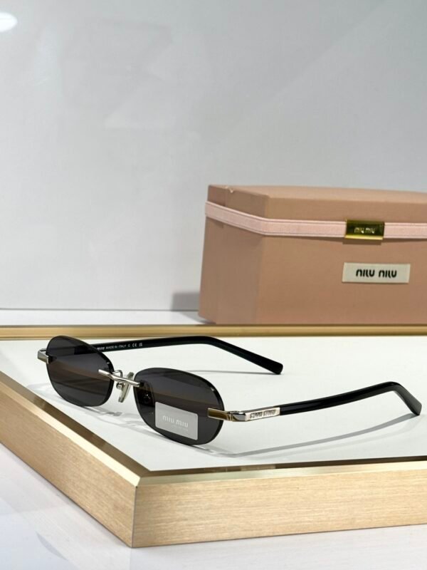 MIU MIU - Image 4
