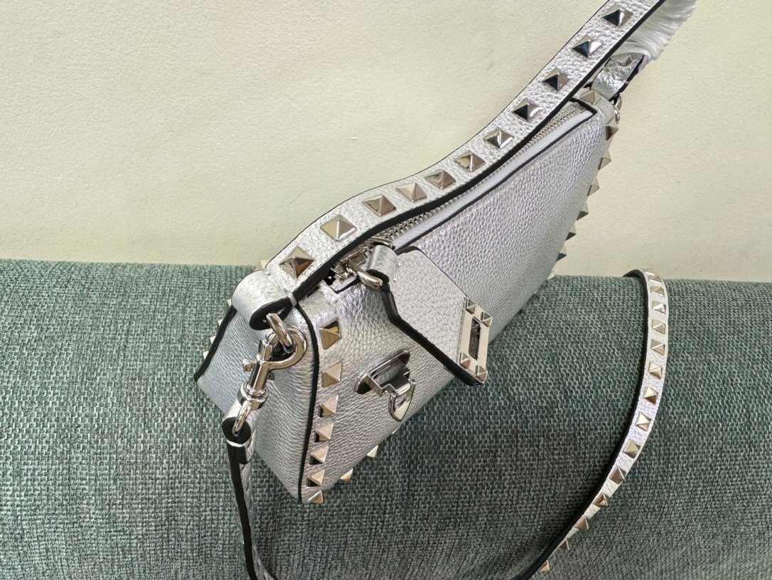 Valentino Bag - Image 6