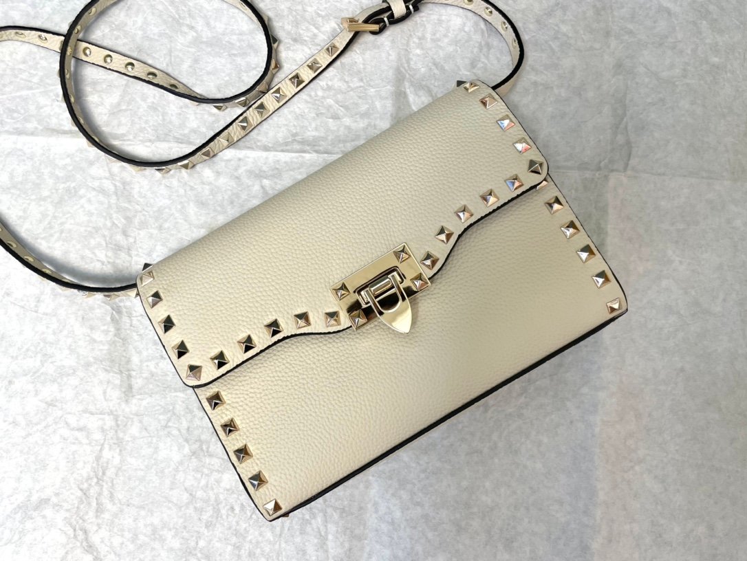 Valentino Bag - Image 4