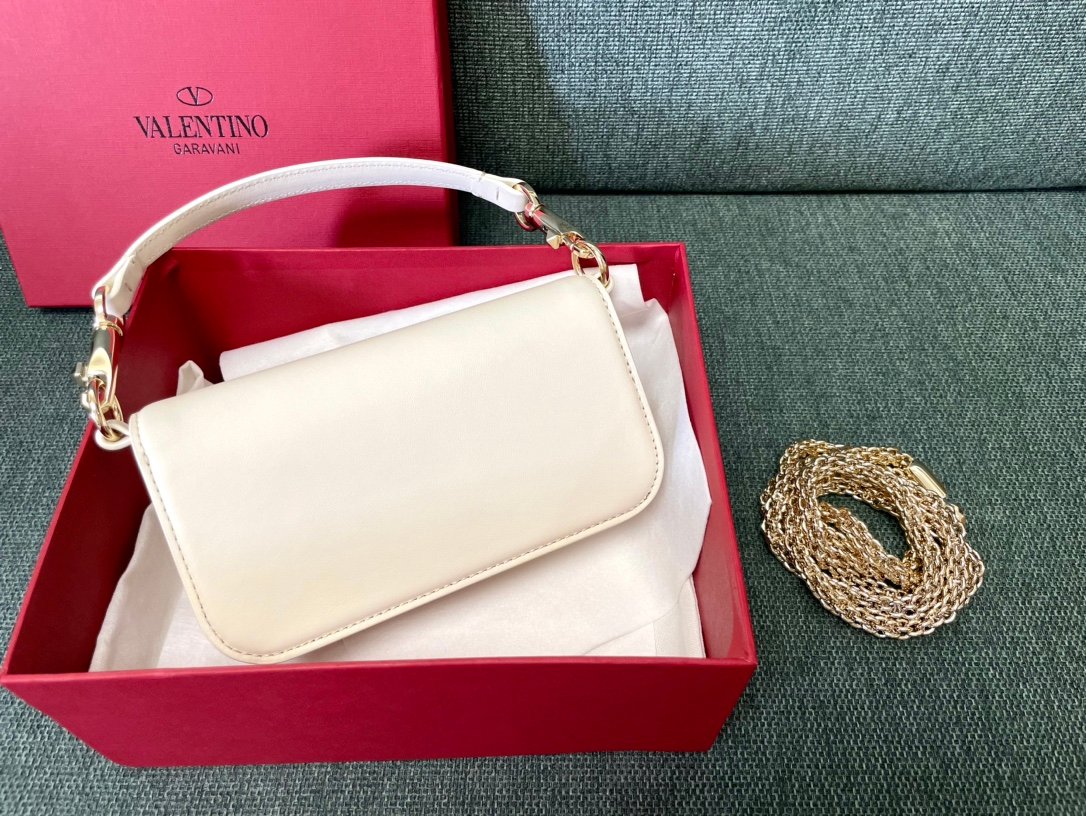 Valentino Bag - Image 4