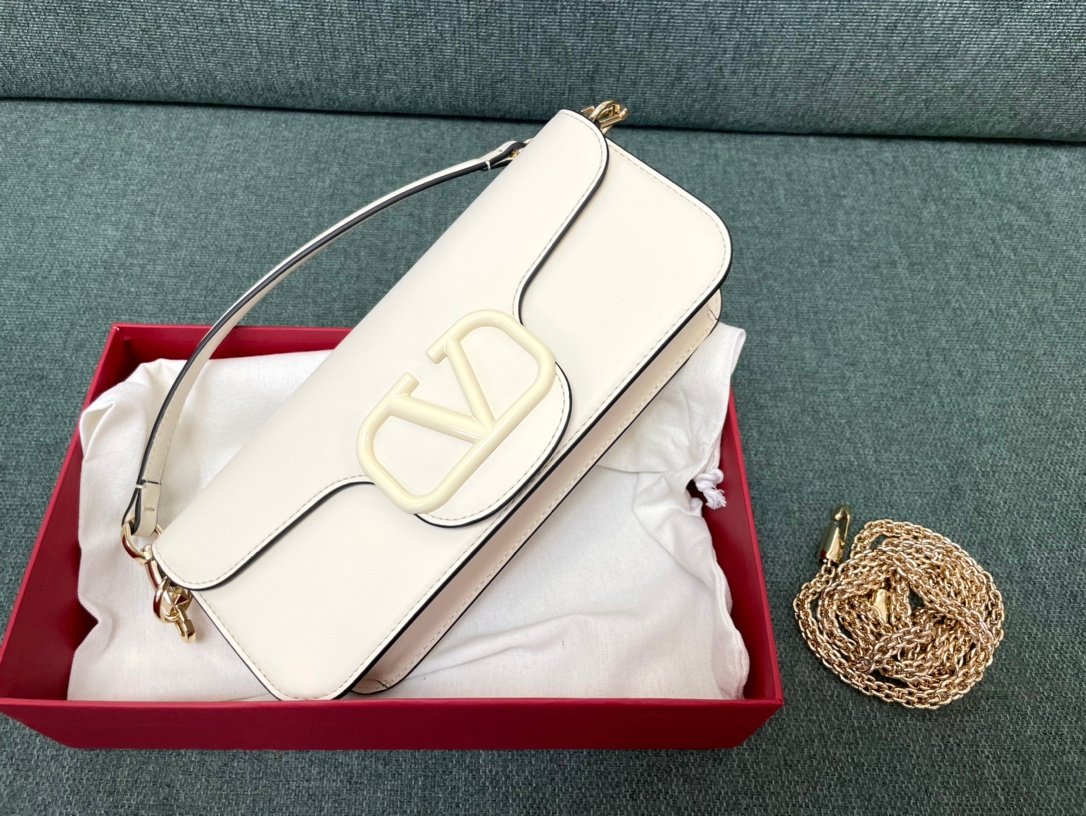 Valentino Bag - Image 4