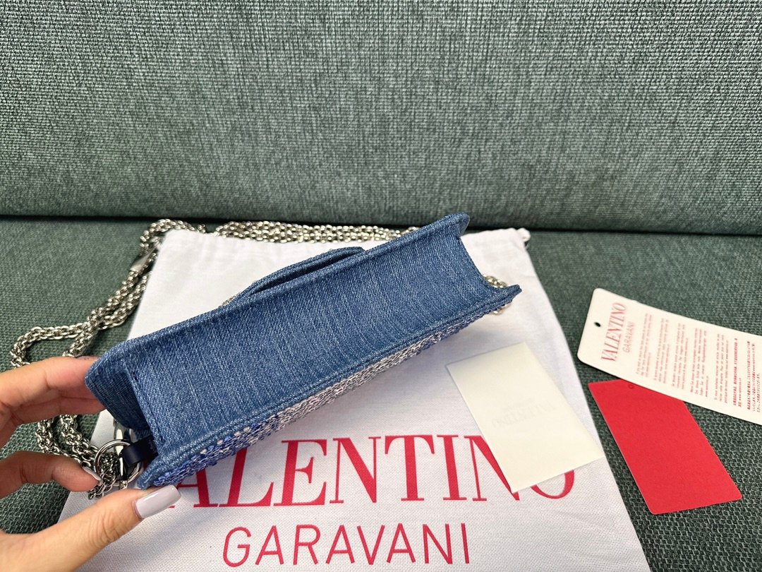 Valentino Bag - Image 4