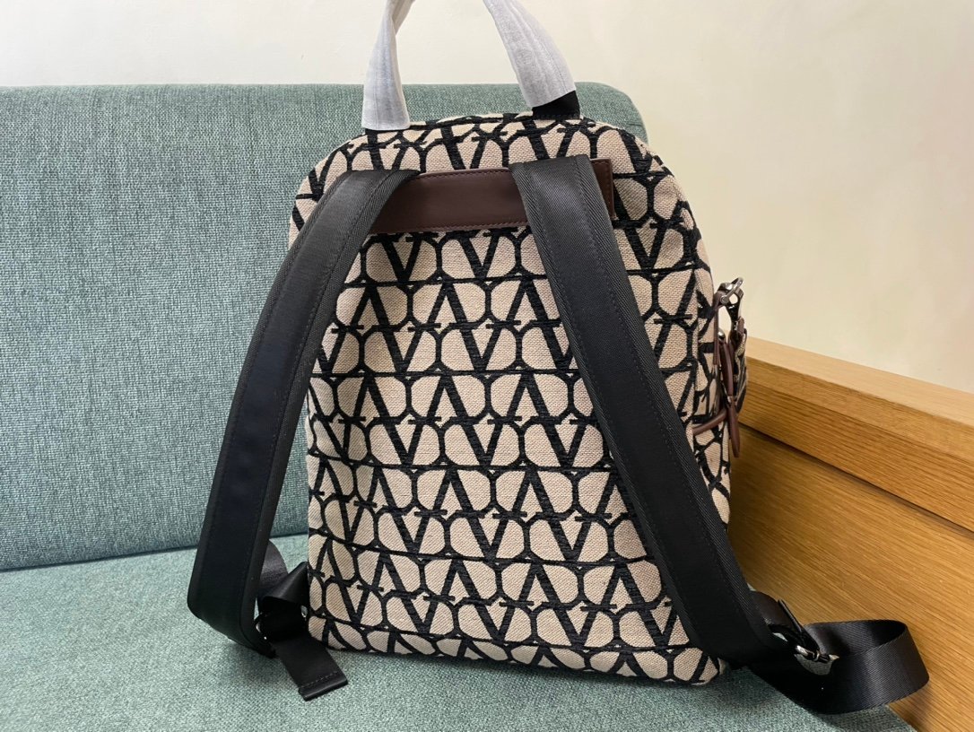 Valentino Bag - Image 4